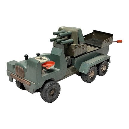 Camion militare Gescha con lanciarazzi girevole, g