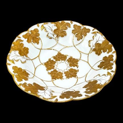 Meissen display plate with vine leaf and oak leaf 