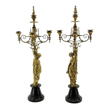 Par de girandolas figurativas de cuatro luces, de 
