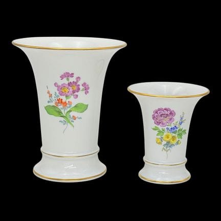 Meissen : paire de vases en forme de trompette ave