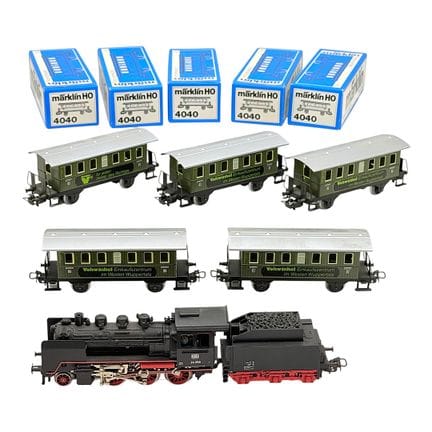 Märklin gauge H0 steam locomotive class 24 of the 