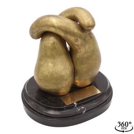 Carlos Arboleda, scultura in bronzo “Abbraccio” su