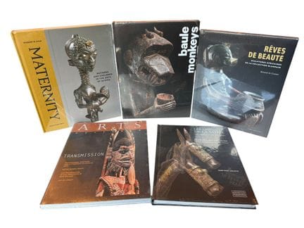 CIVILIZATIONS
5 books on African art in blister pa