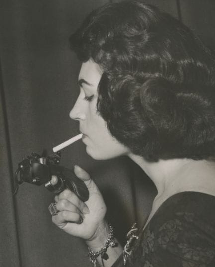 Mode - Accessoire
Le briquet en forme de pistolet,