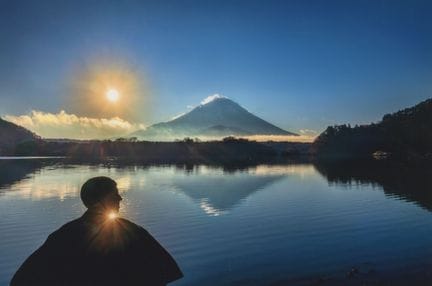 Steve McCURRY (Né en 1950) 
"Shot in Japan, Mount 