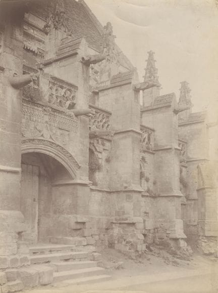 Saint-Gilles Church 
15th-century portal, Caen, Fr
