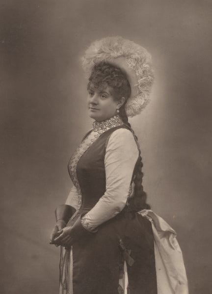 Marguerite Barety and Marie Desclauzas
Portraits o