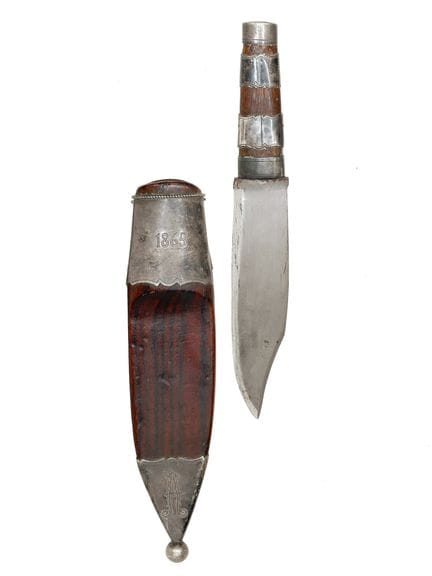 UN COLTELLO BOWIE DI HUGH MCCONNELL, SAN FRANCISCO