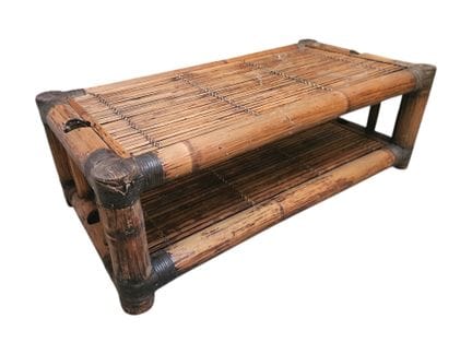 Tavolino a due ripiani in rattan patinato
Altezza: