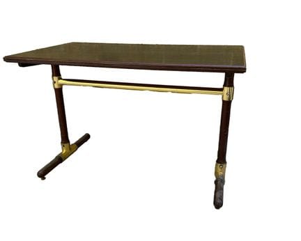Max INGRAND In stile 
Tavolo in legno laccato e ac