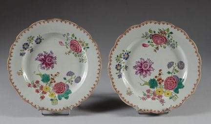 CHINE - COMPAGNIE DES INDES
Paire d'assiettes à co