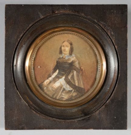 Ecole du XIXème siècle
Portrait de femme
Miniature