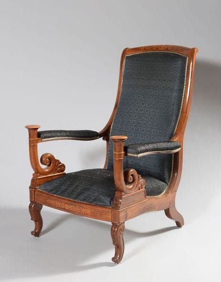 Armchair made of mahogany and mahogany veneer, inl