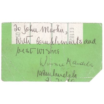 Firme di Nelson e Winnie Mandela
Dedica e firme a 