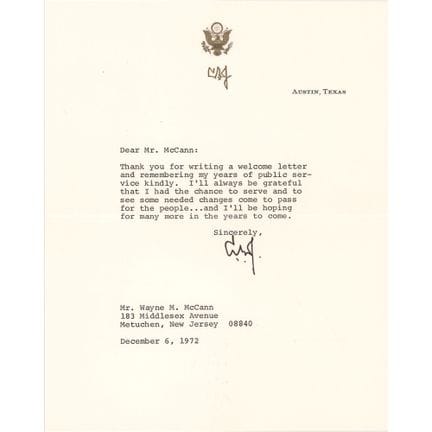 Lettre dactylographiée et signée de Lyndon B. John