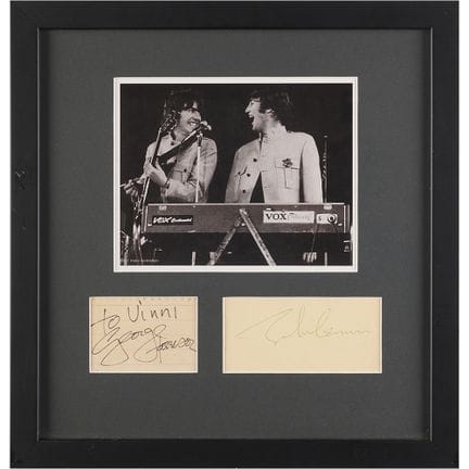 Les Beatles : signatures de John Lennon et George 