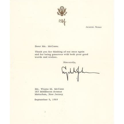 Lettre dactylographiée et signée par Lyndon B. Joh