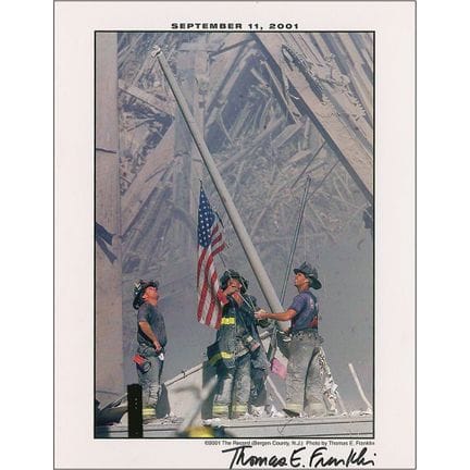 11 settembre: Fotografia autografata di Thomas E. 