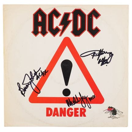 Singolo da 12 pollici autografato degli AC/DC - "D