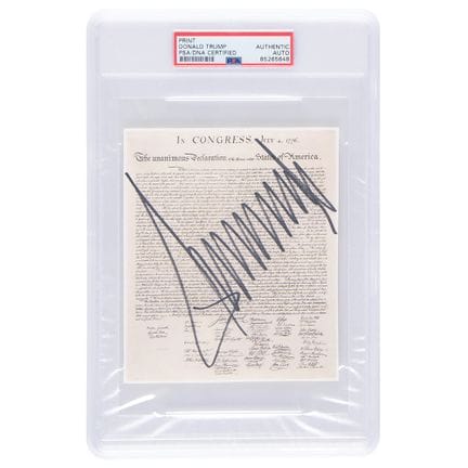 Donald Trump Signature
Large felt tip signature of