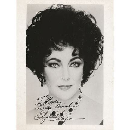 Photographie dédicacée d’Elizabeth Taylor
Photogra