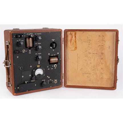 AN/PRC-5 Spy Radio Set (1944)
World War II-era AN/