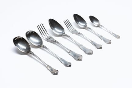 A 950-thousandths silver tableware set with a fili