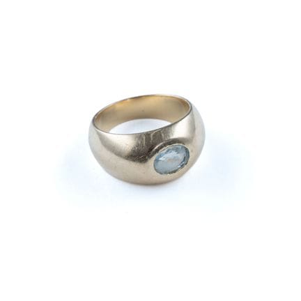 Kuppelförmiger Ring aus 18 Karat Gelbgold (750 Tau