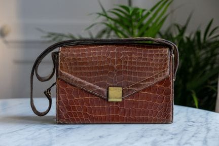 HERMES. 
"Deauville" model bag in brown crocodile 