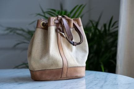 HERMES. 
"Market" bucket bag in beige canvas and c