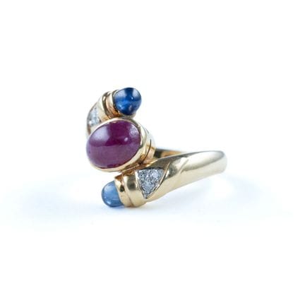 An "You and Me" ring in 18k yellow gold (750) feat