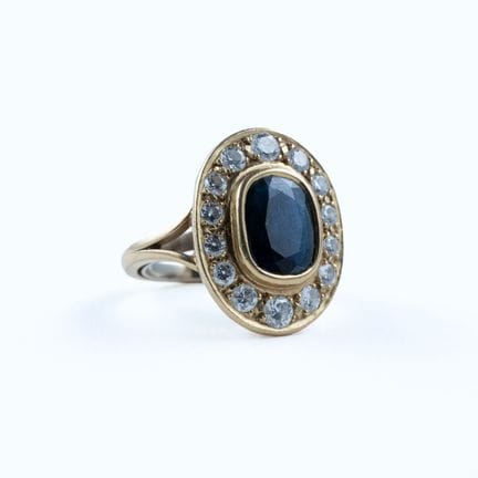 18k yellow gold ring (750 parts per thousand) feat