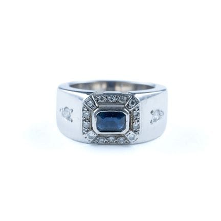 Breiter Ring aus 18 Karat Weißgold (750 Tausendste