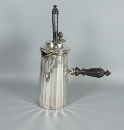 CARDEILHAC  Silver chocolate pot (minimum 800 mill