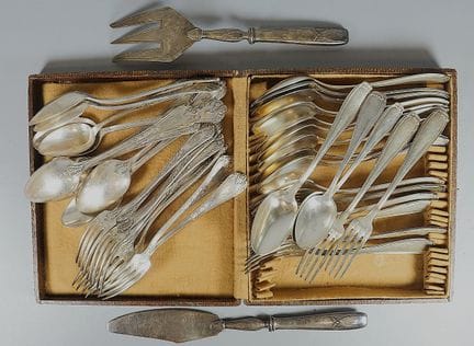 Set of silver-plated flatware