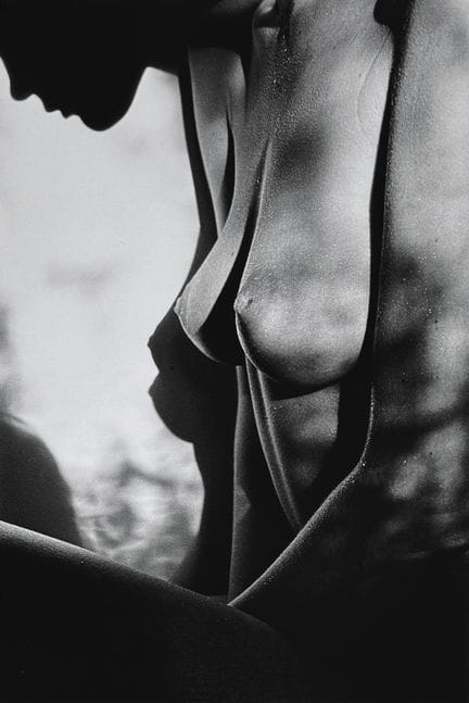 让-卢普·西夫 1933-2000
《女性裸体，侧面》，巴黎，1989年。
摄影作品。后期银盐冲印，