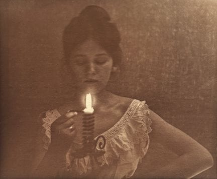 ALFRED ENKE 1852-1937
Femme à la bougie, ca.1900.
