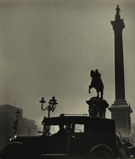 RENÉ GROEBLI 1917–2026
Trafalgar Square, London, 1