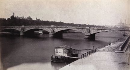 PARIS
Pêcheurs au Pont des Invalides, Paris, ca.18