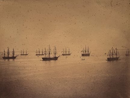 古斯塔夫·勒·格雷 1820-1884
法英联合舰队，瑟堡，1858年8月4日至8日。
摄影作品。蛋