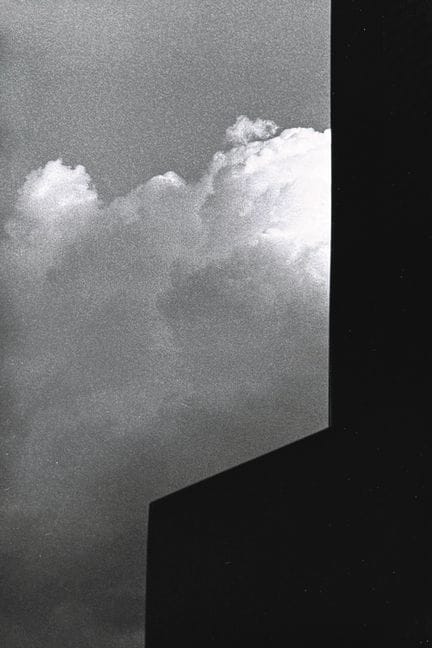 伯纳德·普洛苏 1945-
巴黎，1973年。
摄影作品。2006年银盐冲印，图像下方有作者干印章，