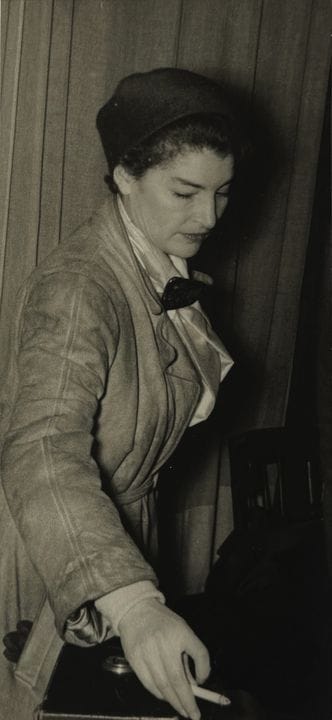 MAN RAY 1890-1976
Portrait de Juliet, ca. 1960.
Ph