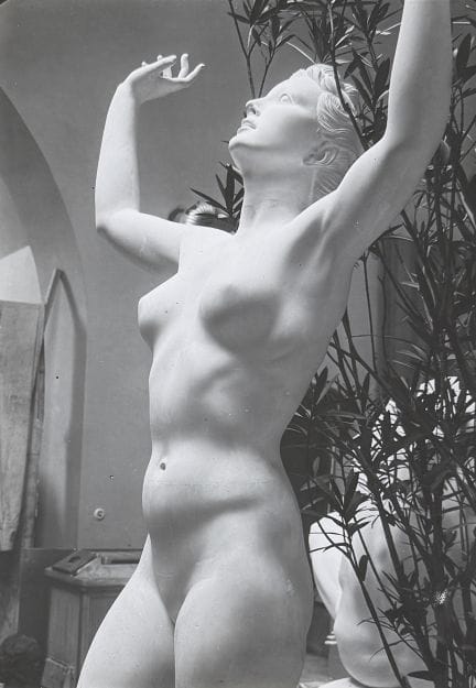 ARNO BREKER - CHARLOTTE ROHRBACH 1902-1981
Sculptu