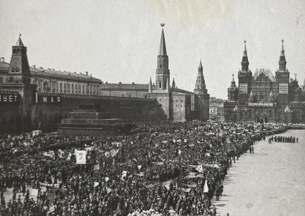 URSS
Place Rouge, Russie, Moscou, 1er mai 1932 ; p
