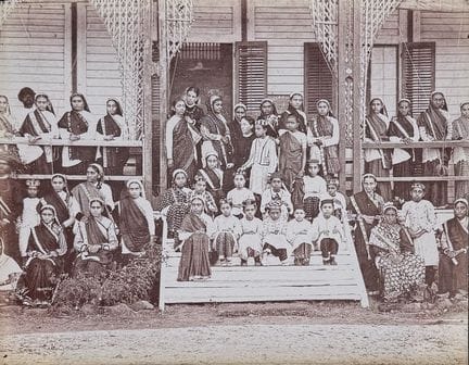 INDE - EDWARD TAURINES (act. ca.1880)
École de jeu