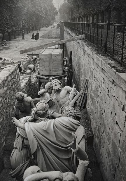 ZWEITER WELTKRIEG – TUILERIES
Statuen der Tuilerie