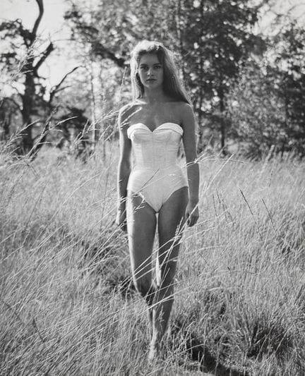 BRIGITTE BARDOT - PHILIPPE HALSMAN 1906-1979
Brigi