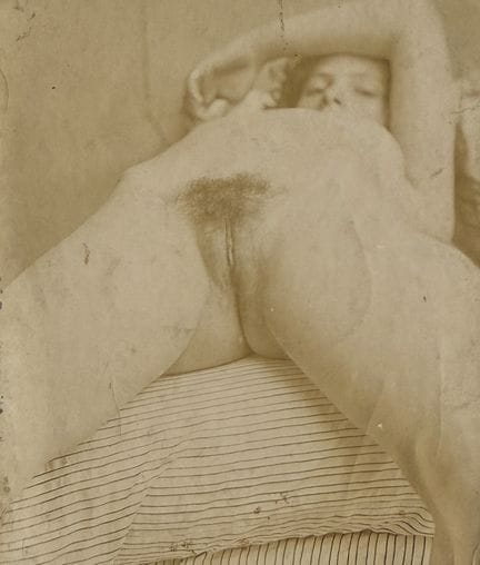 PORNOGRAPHIE
Nu féminin, L'origine du monde, ca.18
