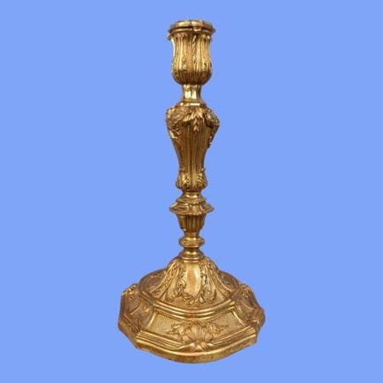 BOUGIER LOUIS XV Bougeoir en bronze doré de style 