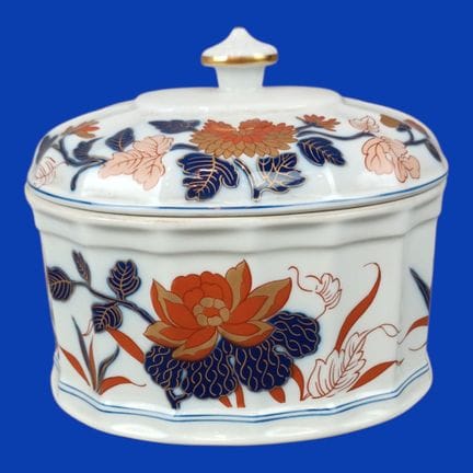 BOÎTE DIOGO  Porcelaine de la manufacture Vista Al